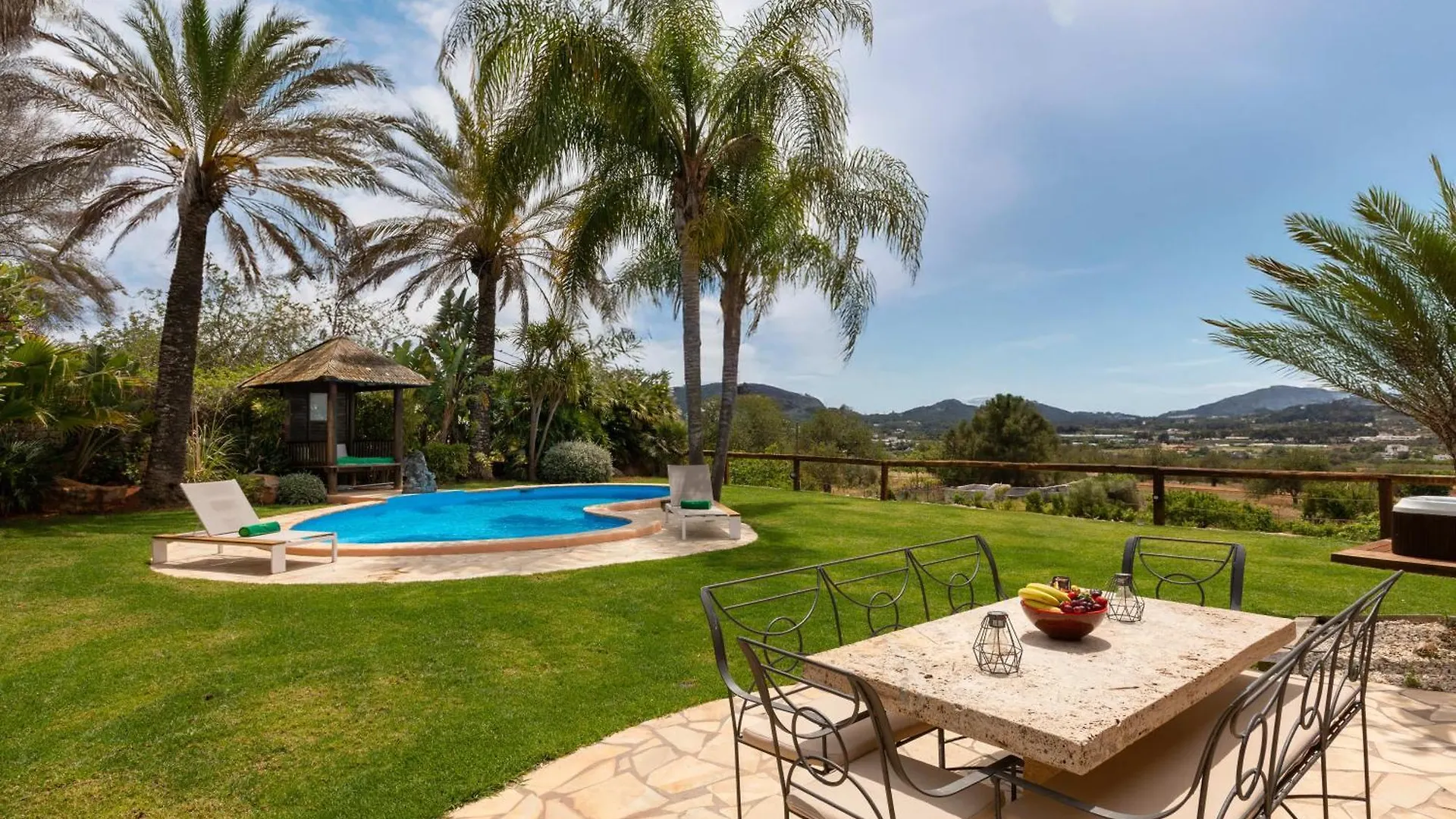 Villa Beni - Santa Eulalia 산타 에우랄리아 데 리오