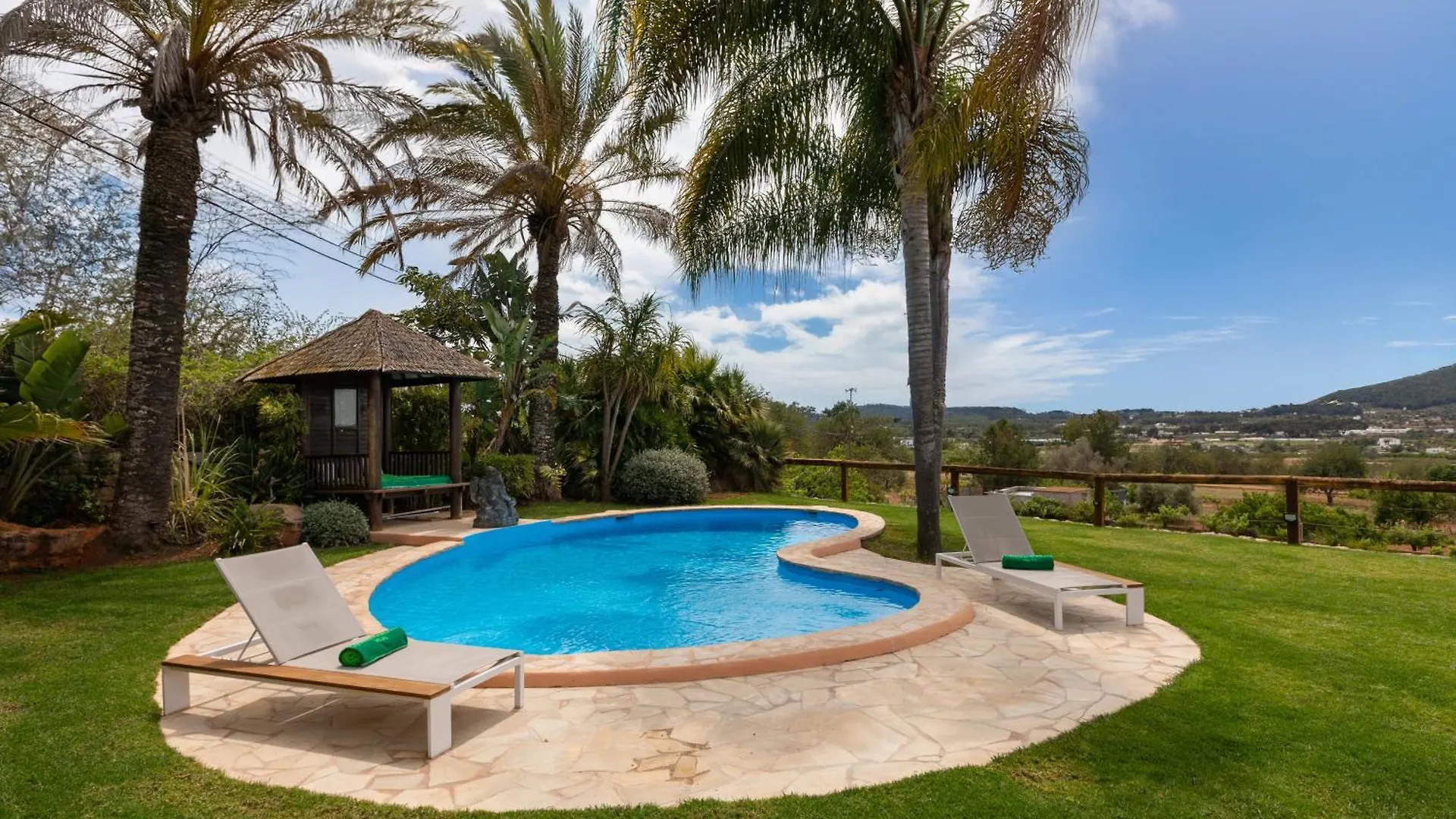 Villa Beni - Santa Eulalia 산타 에우랄리아 데 리오