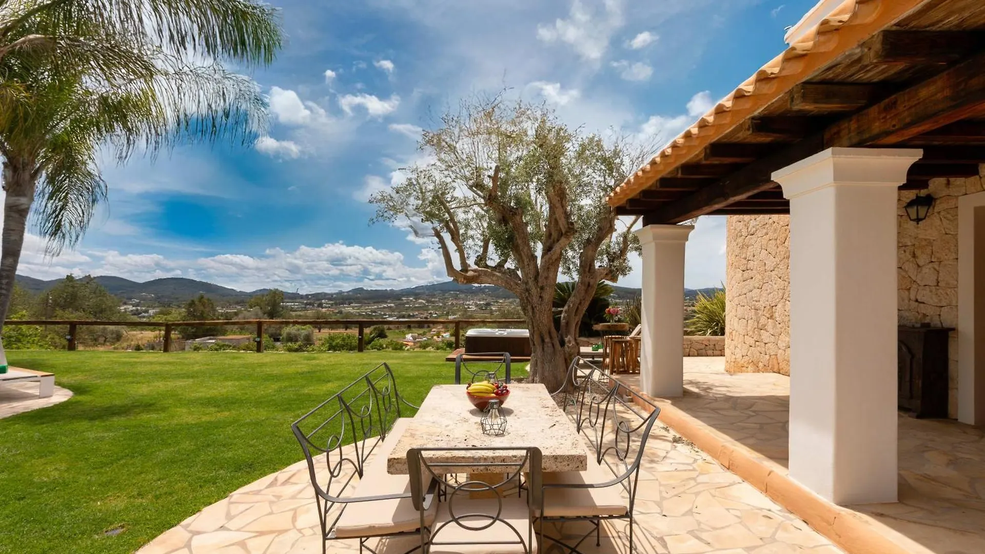 Villa Beni - Santa Eulalia 산타 에우랄리아 데 리오 0*,  스페인